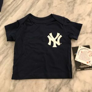NWT Yankees Jeter baby tee 3-6 months